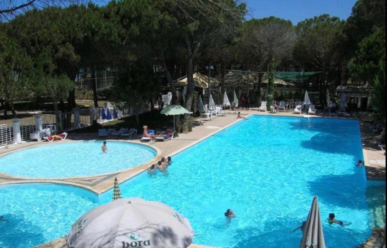 Deluxe Garden At Marea Golem (Tirana)