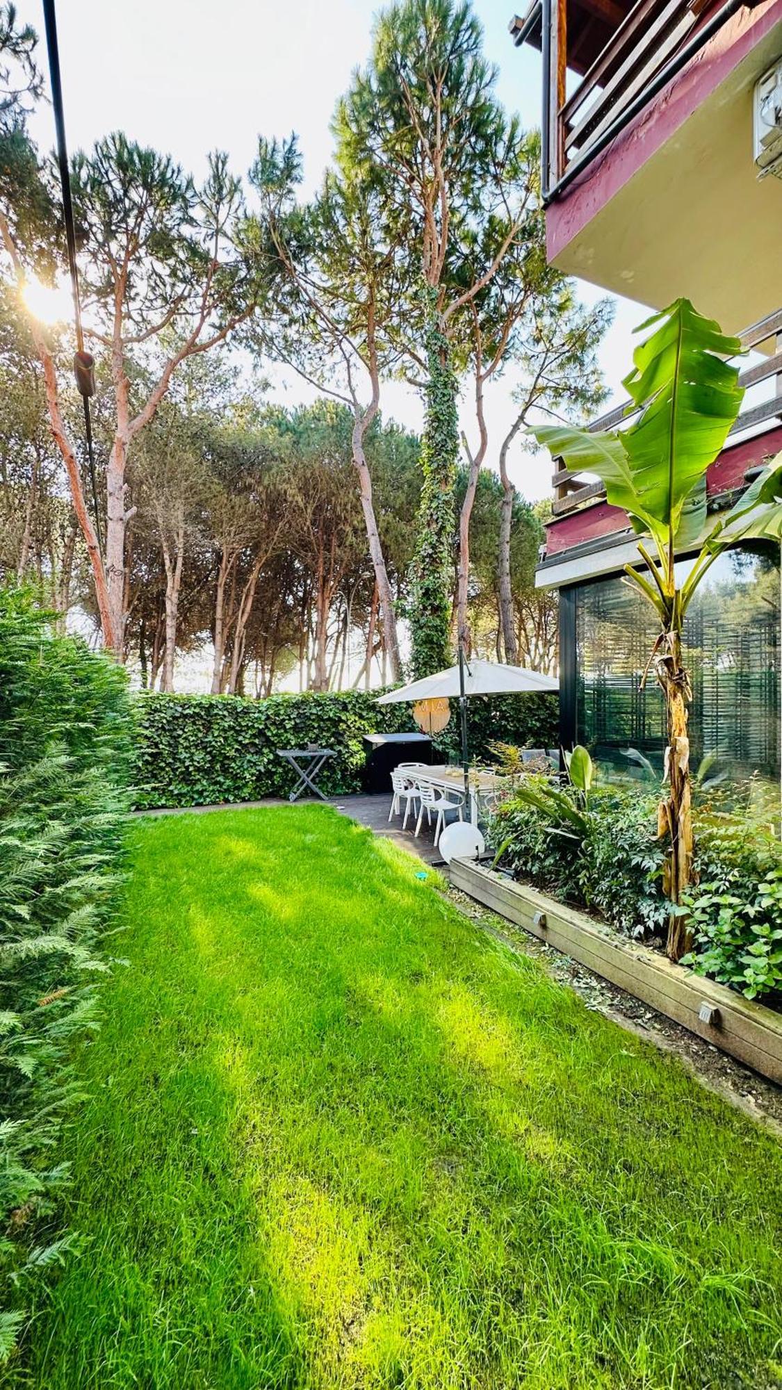 Deluxe Garden At Marea Голем