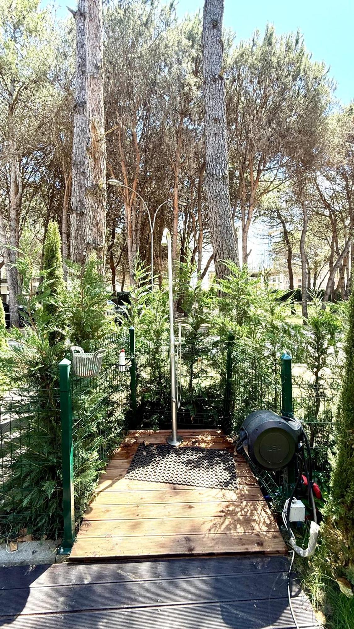 Deluxe Garden At Marea Apartment